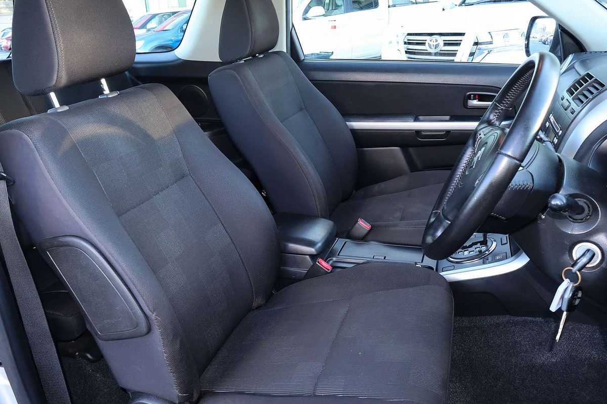 2011 Suzuki Grand Vitara JB