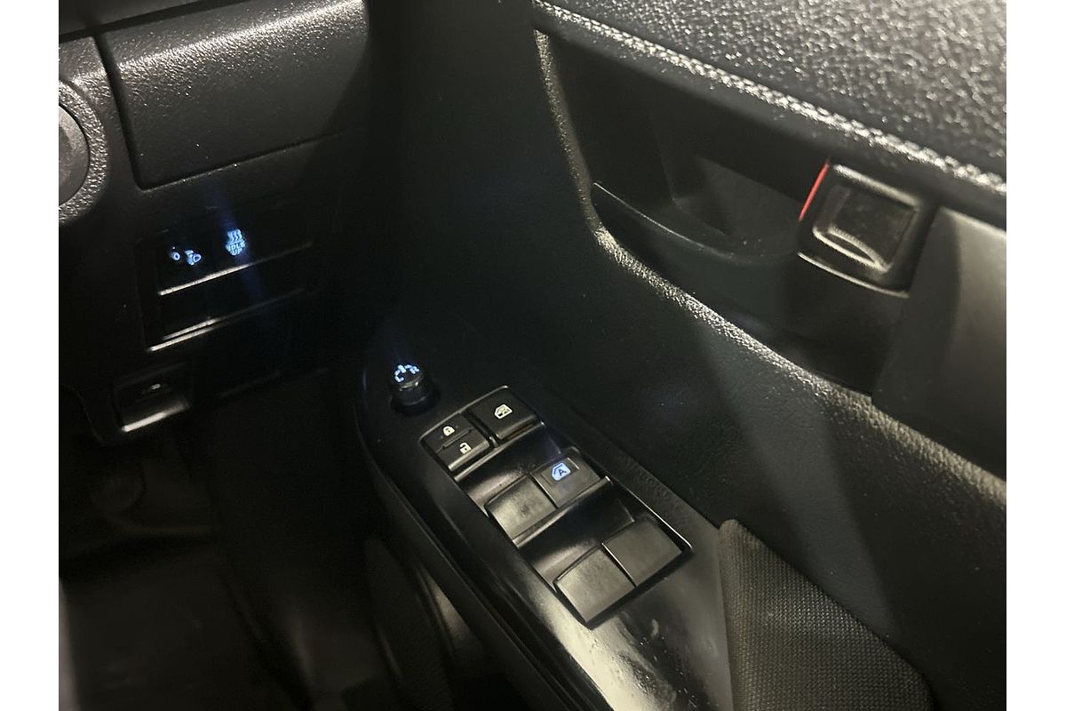 2018 Toyota Hilux SR GUN126R 4X4