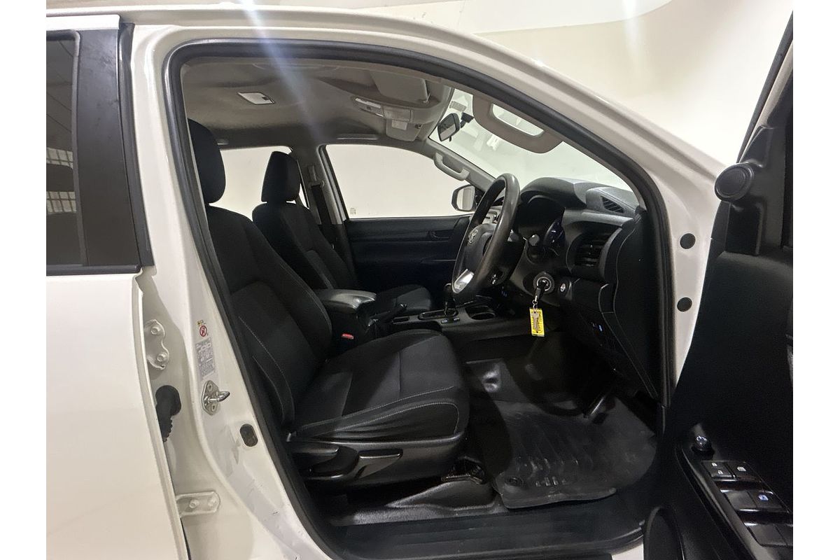 2018 Toyota Hilux SR GUN126R 4X4