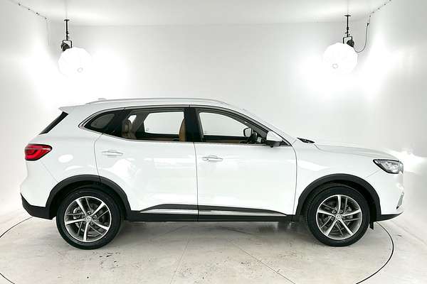 2022 MG HS Essence SAS23
