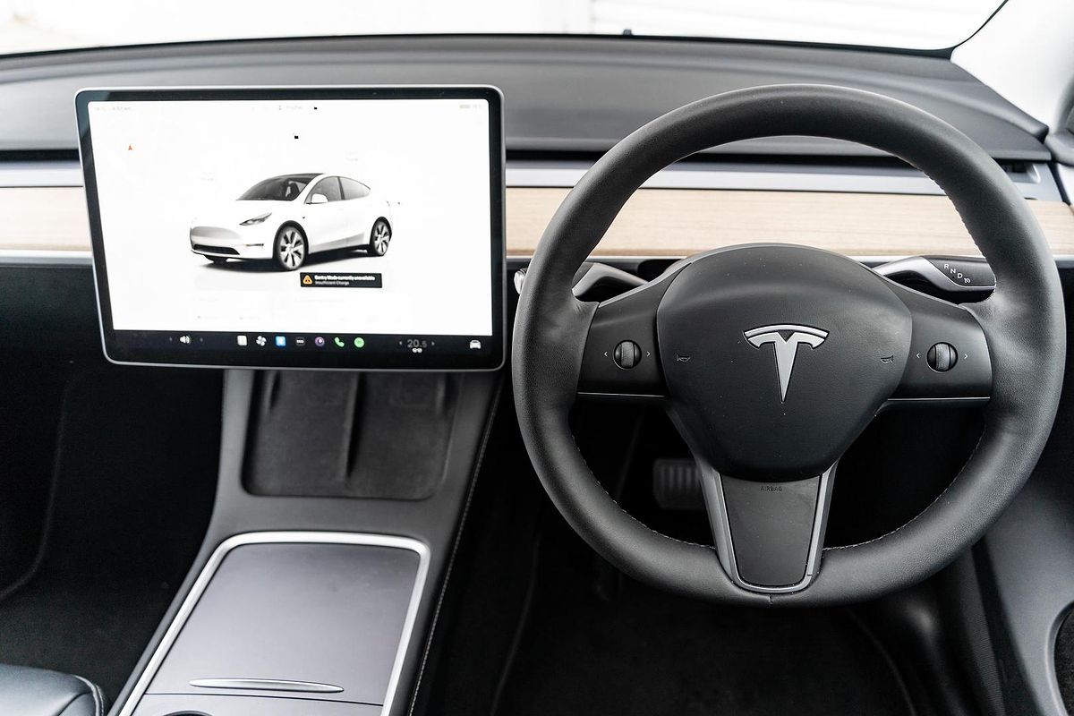 2023 Tesla Model Y Rear-Wheel Drive