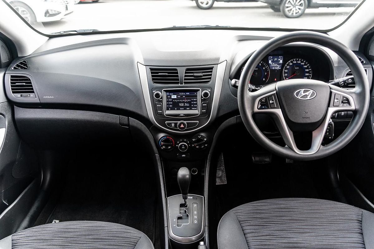 2017 Hyundai Accent Active RB4