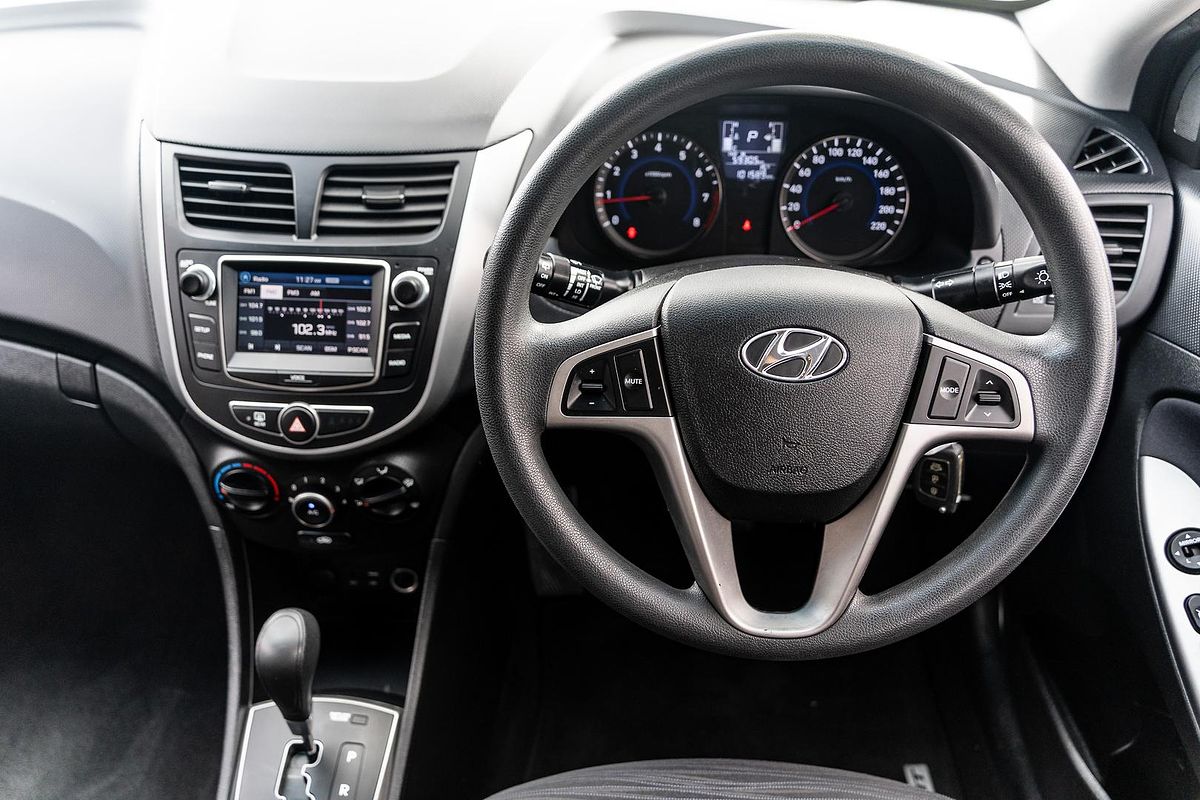 2017 Hyundai Accent Active RB4