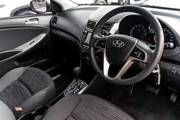 2017 Hyundai Accent Active RB4