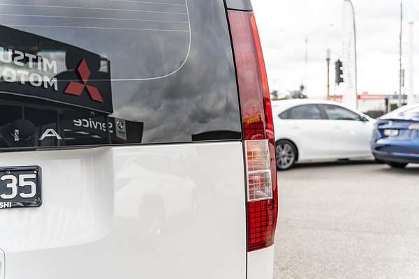 2022 Hyundai STARIA LOAD US4.V1