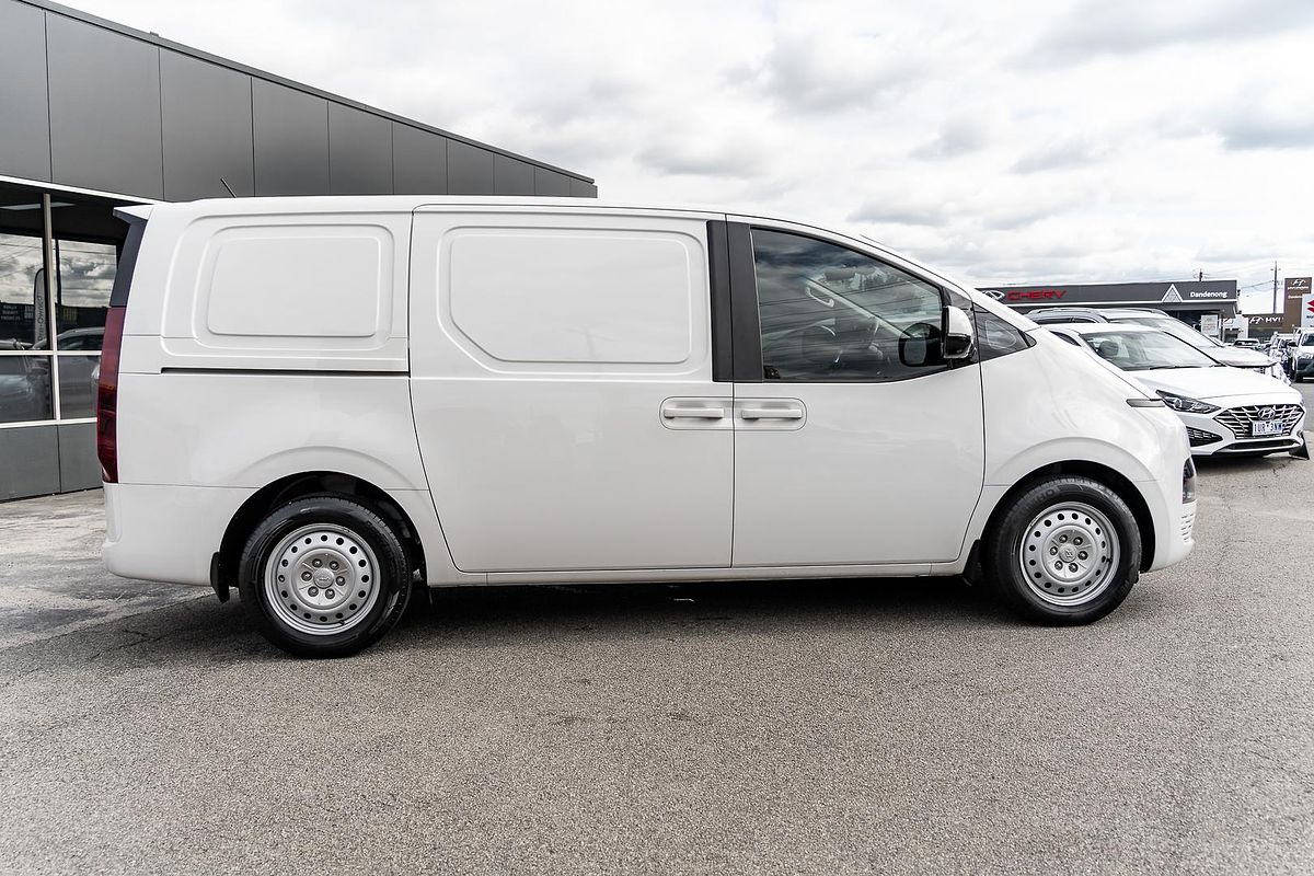 2022 Hyundai STARIA LOAD US4.V1