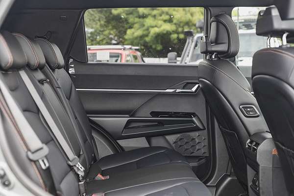 2024 KGM SsangYong Torres Ultimate J116