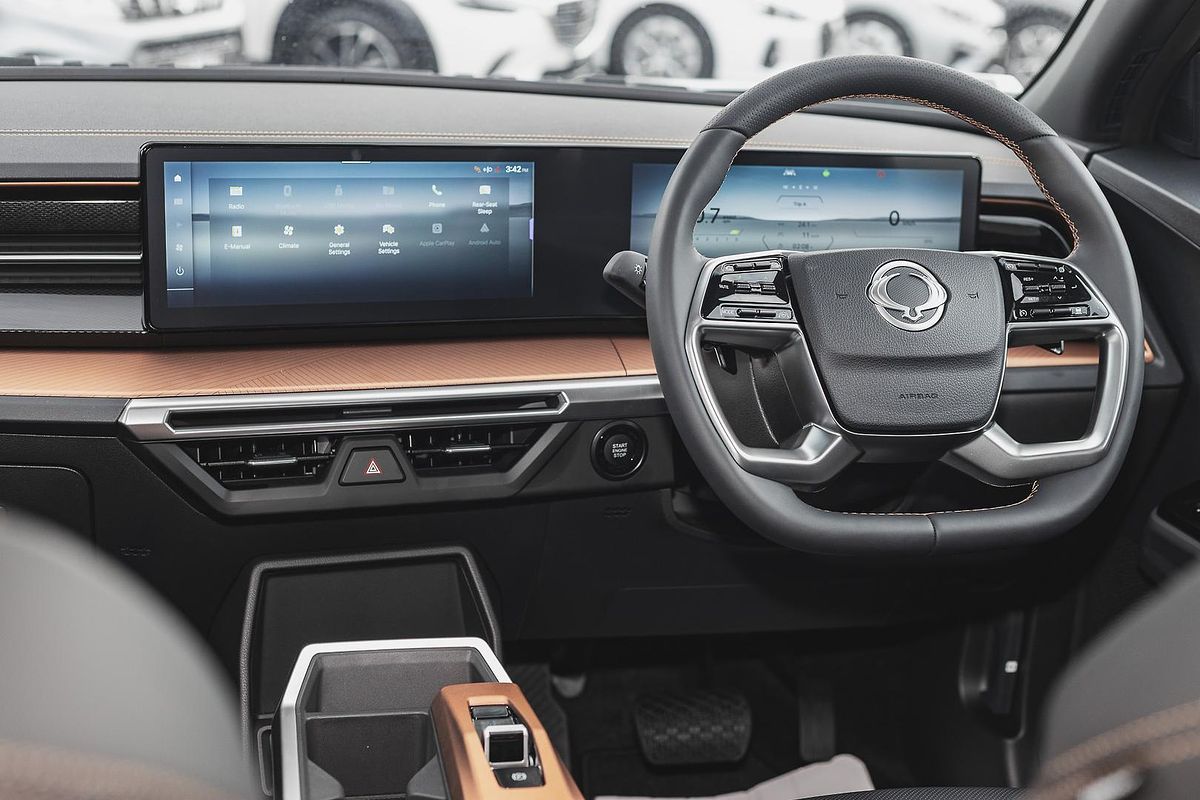 2024 KGM SsangYong Torres Ultimate J116