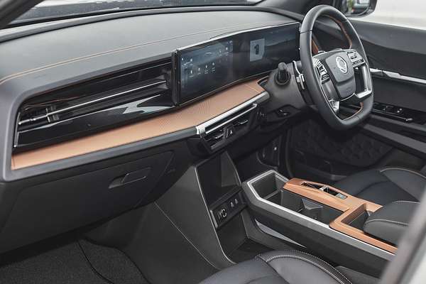2024 KGM SsangYong Torres Ultimate J116