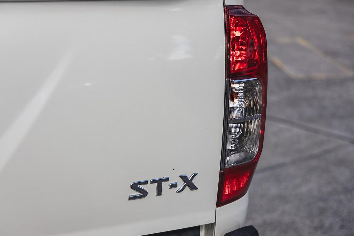 2019 Nissan Navara ST-X D23 Series 4 4X4