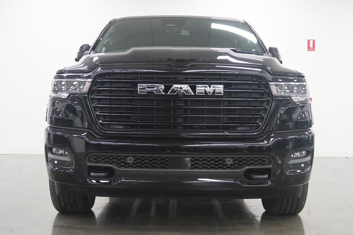 2025 RAM 1500 Laramie Sport Hurricane SO RamBox DT 4X4 SWB