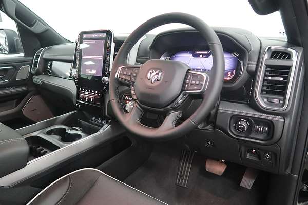 2025 RAM 1500 Laramie Sport Hurricane SO RamBox DT 4X4 SWB