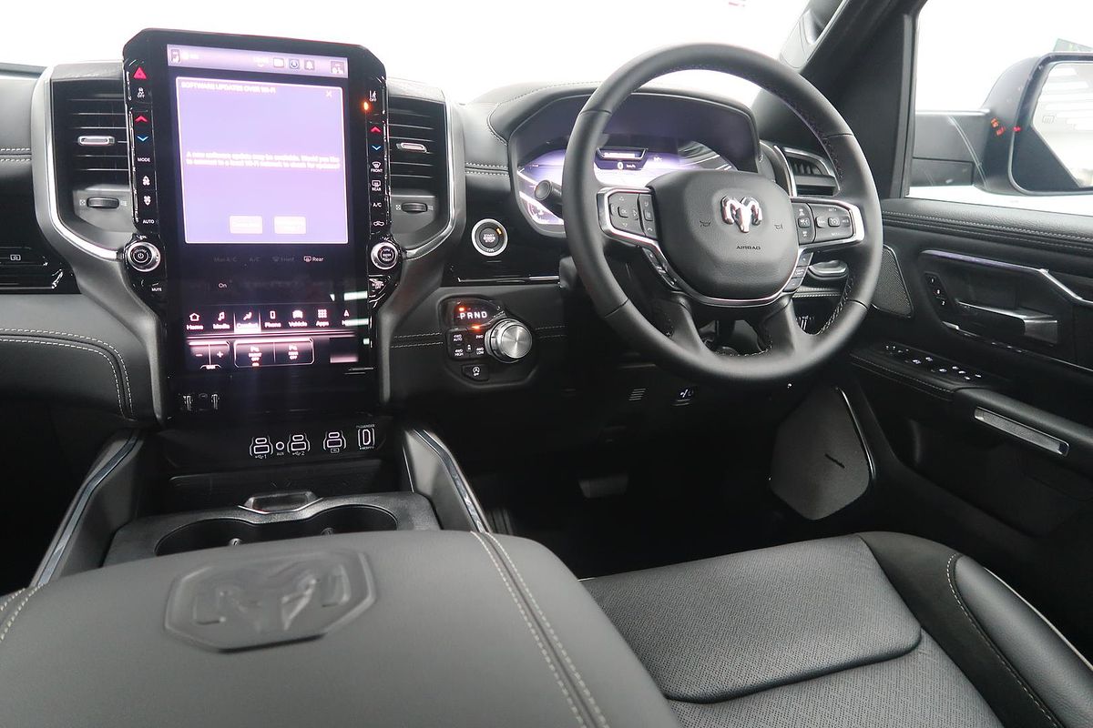 2025 RAM 1500 Laramie Sport Hurricane SO RamBox DT 4X4 SWB