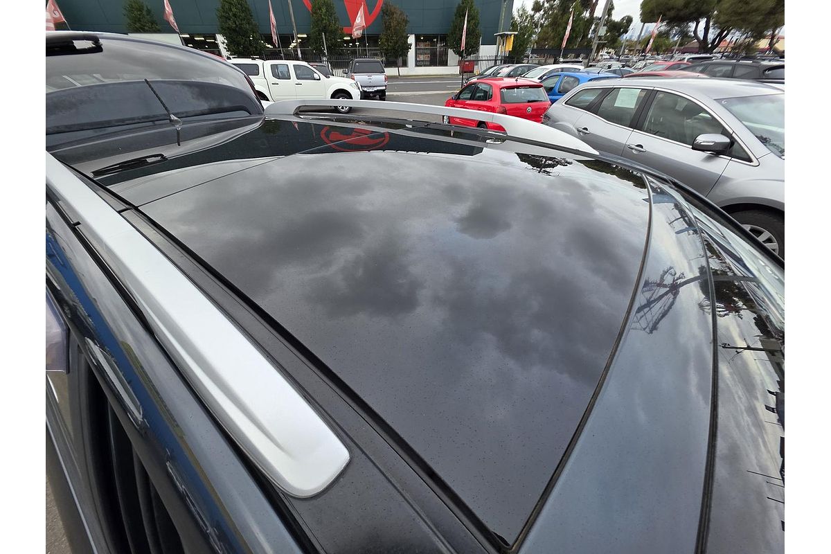 2011 Kia Sorento Platinum XM