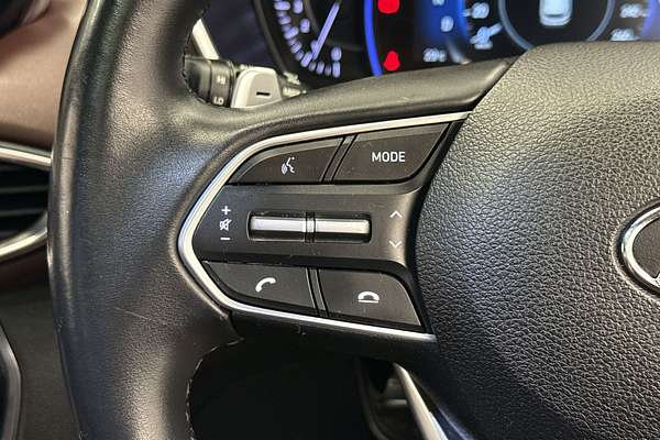2020 Hyundai Santa Fe Highlander TM.2