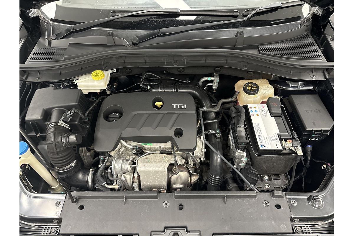 2018 MG ZS Essence AZS1