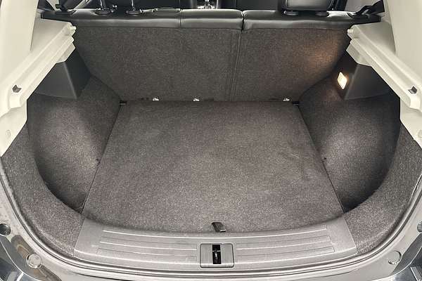 2018 MG ZS Essence AZS1