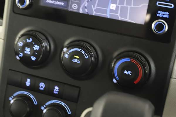 2019 Toyota Hiace Commuter GDH322R