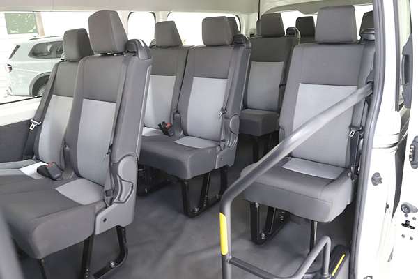 2019 Toyota Hiace Commuter GDH322R