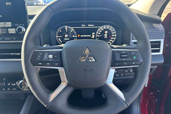 2025 Mitsubishi Outlander PHEV Exceed ZM