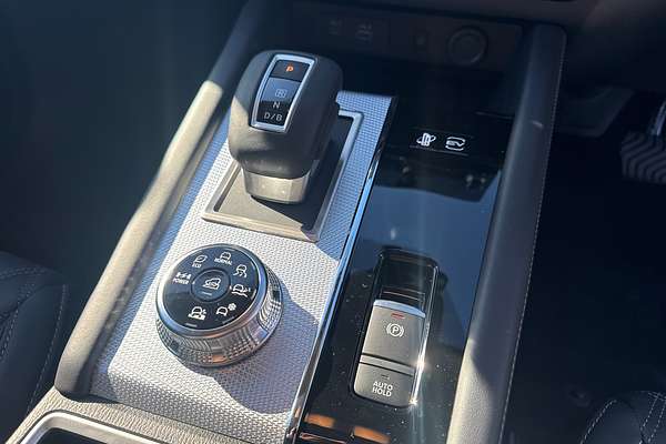 2025 Mitsubishi Outlander PHEV Exceed ZM