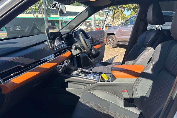 2024 Mitsubishi Outlander PHEV Exceed Tourer ZM