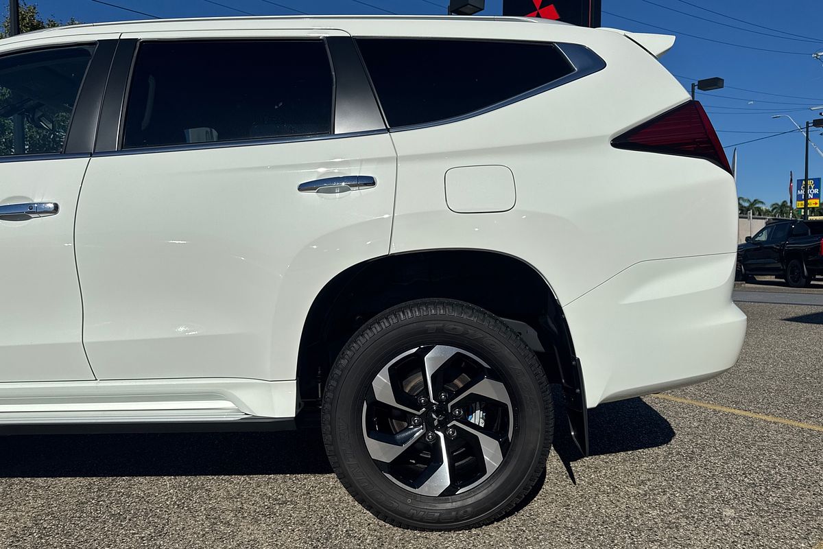 2024 Mitsubishi Pajero
