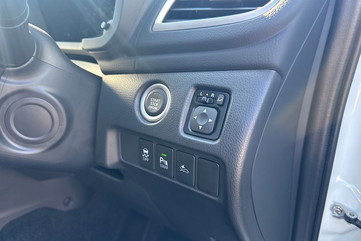 2024 Mitsubishi Pajero