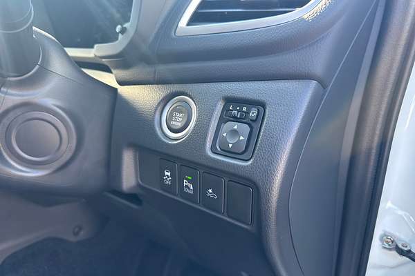 2024 Mitsubishi Pajero