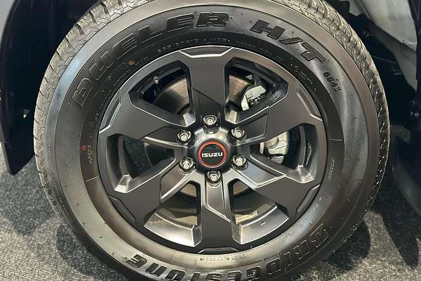 2024 Isuzu D-MAX X-TERRAIN 4X4