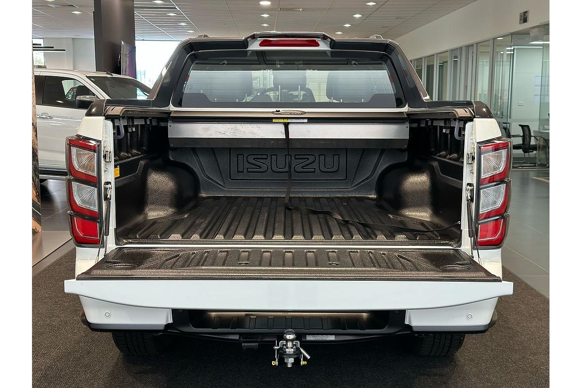 2024 Isuzu D-MAX X-TERRAIN 4X4