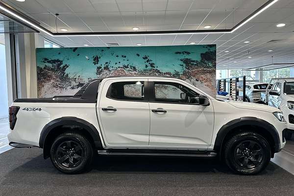 2024 Isuzu D-MAX X-TERRAIN 4X4
