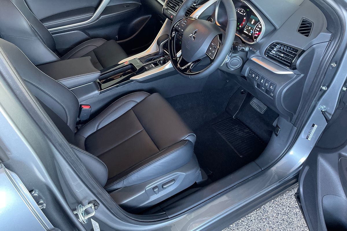 2024 Mitsubishi Eclipse Cross Exceed YB