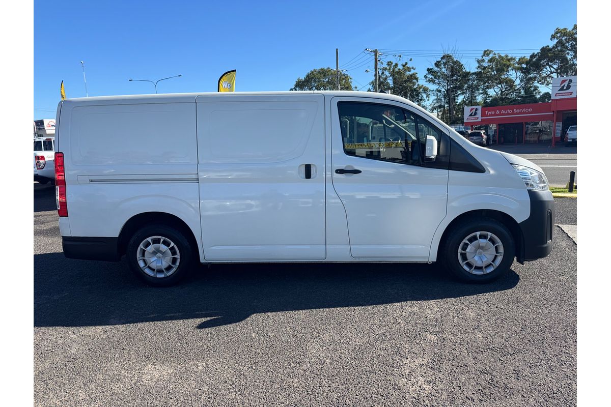 2019 Toyota Hiace GDH300R LWB