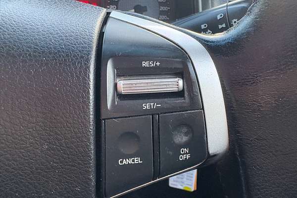 2019 Isuzu D-MAX SX High Ride Rear Wheel Drive