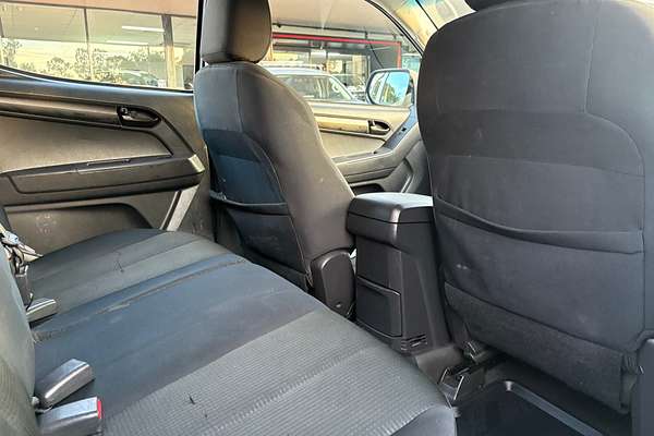 2019 Isuzu D-MAX SX High Ride Rear Wheel Drive