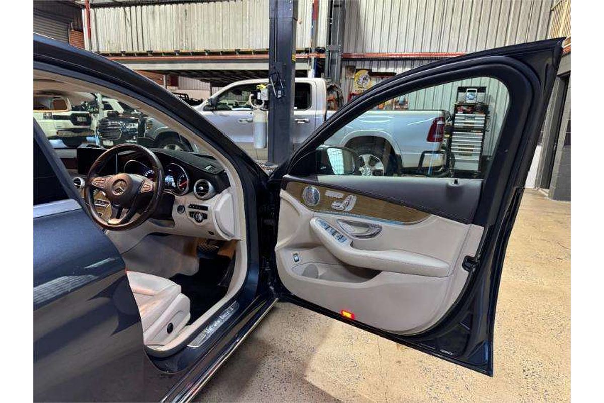 2015 Mercedes-Benz C-Class C250 W205