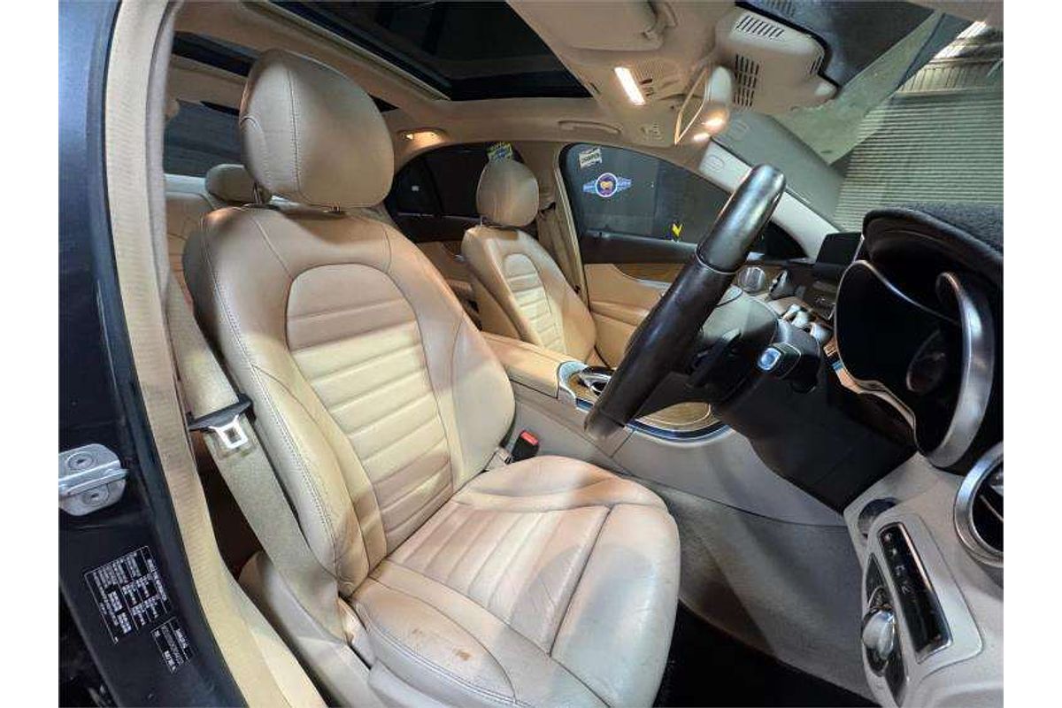 2015 Mercedes-Benz C-Class C250 W205