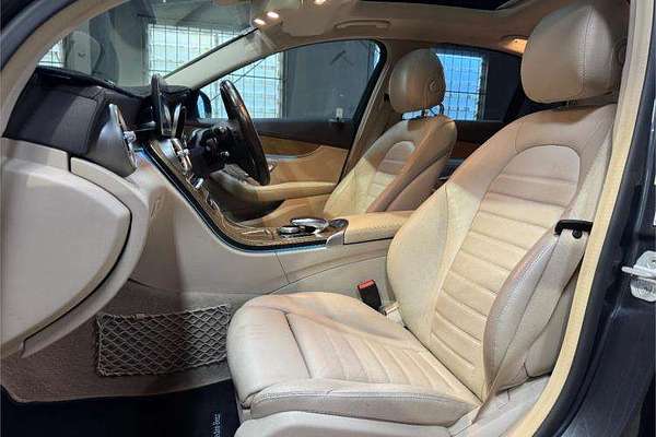 2015 Mercedes-Benz C-Class C250 W205