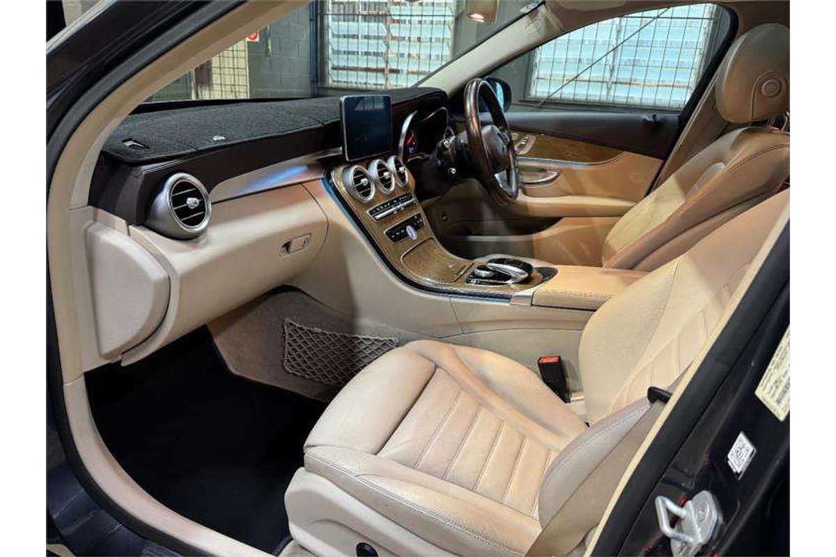 2015 Mercedes-Benz C-Class C250 W205