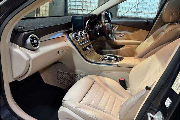 2015 Mercedes-Benz C-Class C250 W205