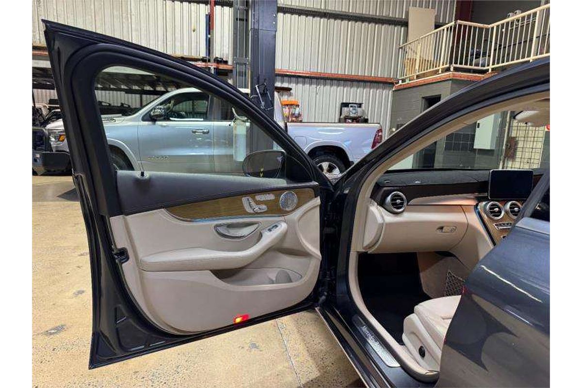 2015 Mercedes-Benz C-Class C250 W205