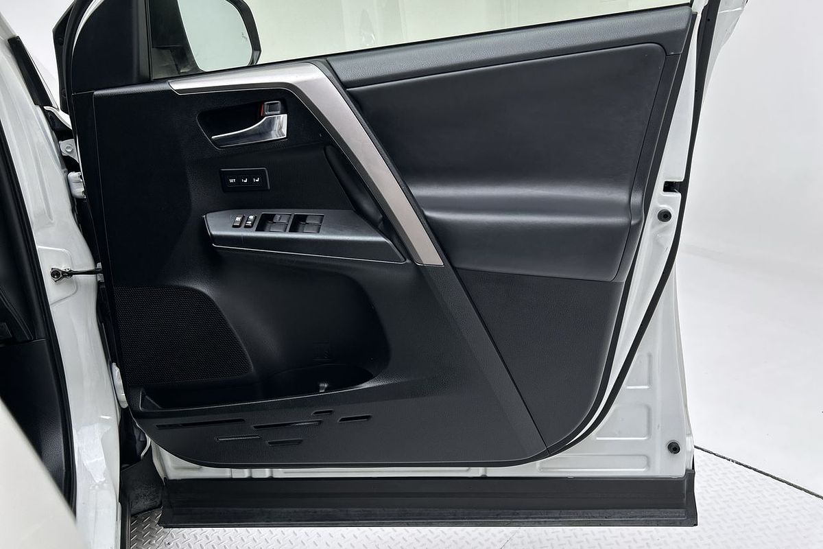 2018 Toyota RAV4 GXL ZSA42R