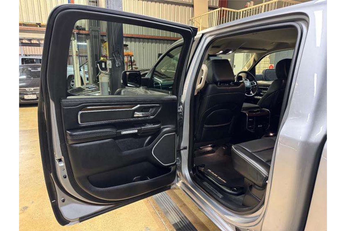 2020 RAM 1500 Laramie DS 4X4 SWB