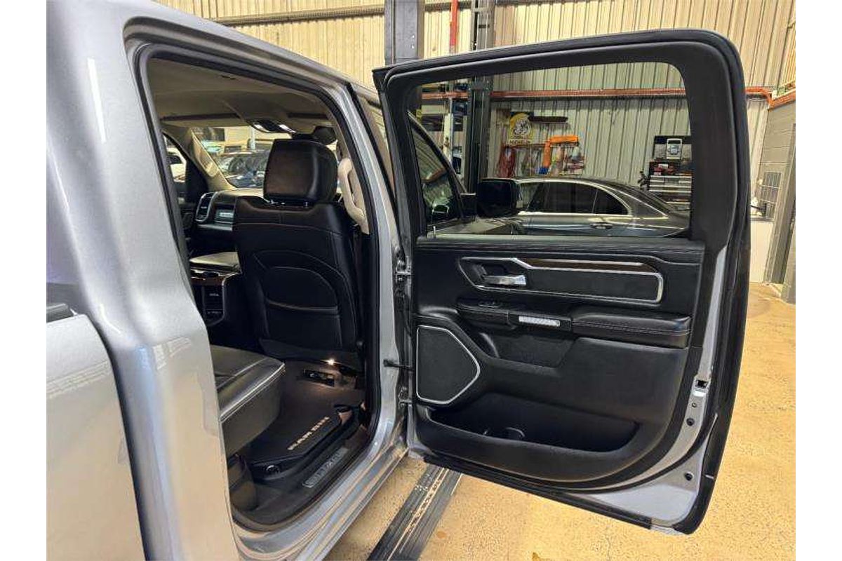 2020 RAM 1500 Laramie DS 4X4 SWB