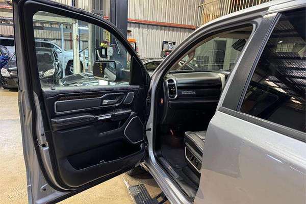 2020 RAM 1500 Laramie DS 4X4 SWB