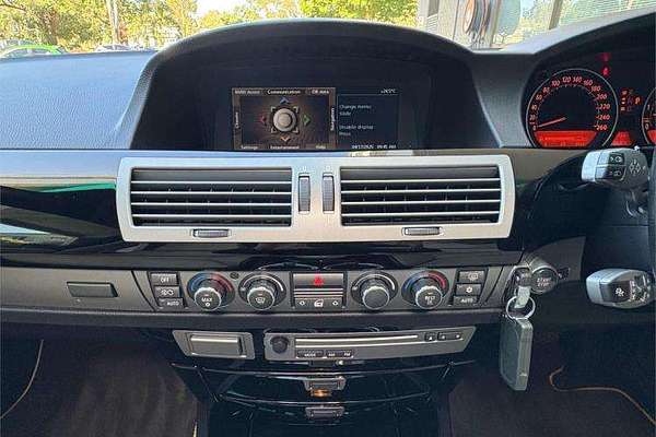 2006 BMW 7 Series 740Li E66
