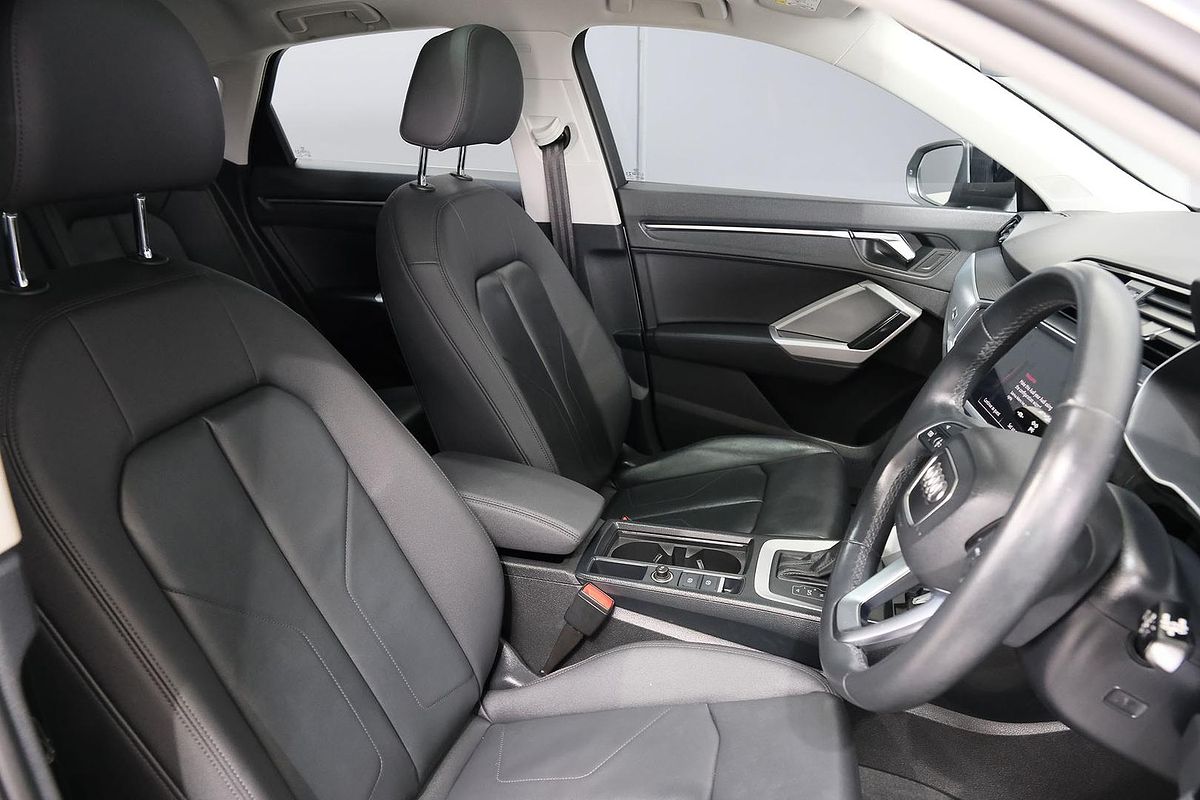 2021 Audi Q3 35 TFSI S line F3