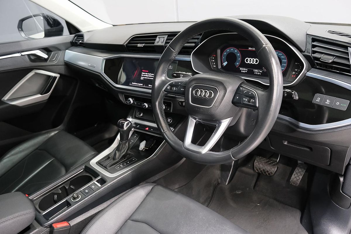 2021 Audi Q3 35 TFSI S line F3