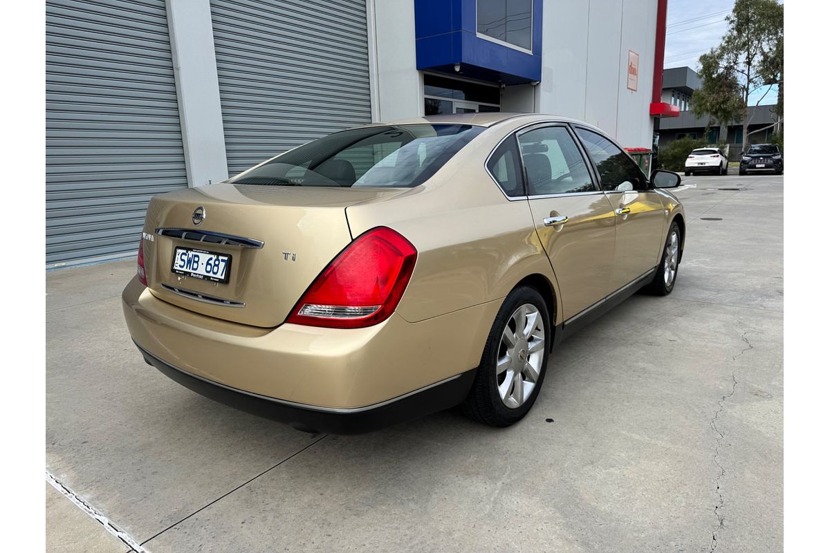 2004 Nissan Maxima Ti J31